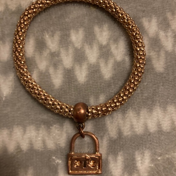 Cache Bracelet - Picture 4 of 10